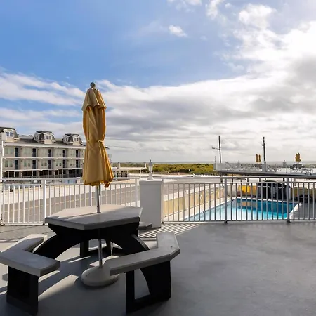 6201 Ocean Ave, Unit 204 - The Nassau Inn-3